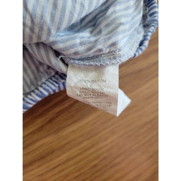 Set‎ of tops - Picture 5 of 10